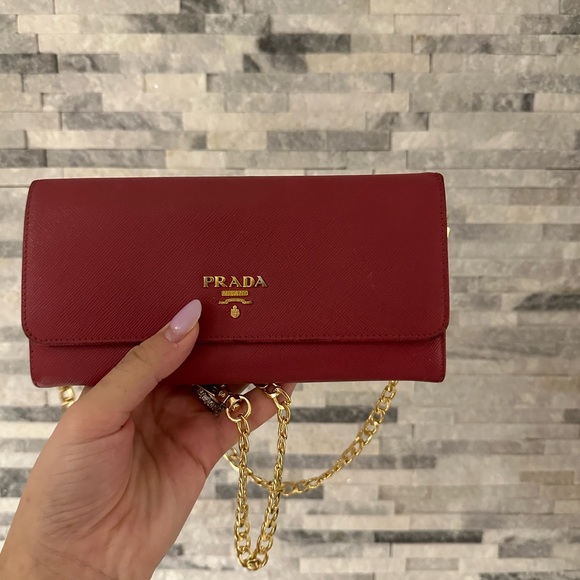 COPY - Prada wallet with chain - Picture 2 of 4